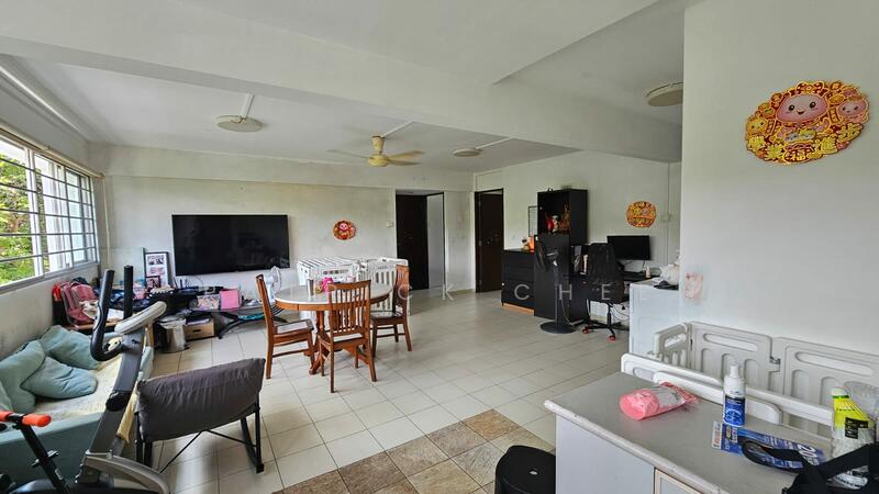 For Sale - 122 Simei Street 1