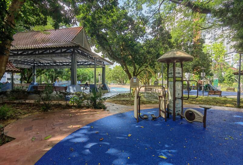 233 Bukit Batok East Avenue 5, 233 Bukit Batok East Avenue 5, 3 Bedrooms, 1,022 sqft, HDB Flat For Rent, by James Li, 60033297 - Facilities - PropertyGuru.com.sg