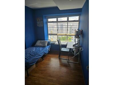 For Rent - 212A Compassvale Drive