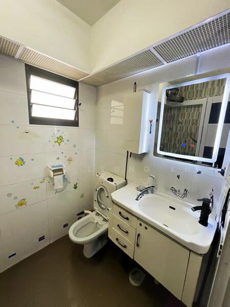 609A Tampines North Drive 1, 609A Tampines North Drive 1, Pasir Ris / Tampines, 3 Bedrooms, 1,217 sqft, HDB Flat For Rent, by Bob Leung KH, 60033596 - Bathroom - PropertyGuru.com.sg