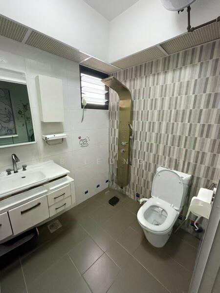 609A Tampines North Drive 1, 609A Tampines North Drive 1, Pasir Ris / Tampines, 3 Bedrooms, 1,217 sqft, HDB Flat For Rent, by Bob Leung KH, 60033596 - Bathroom - PropertyGuru.com.sg