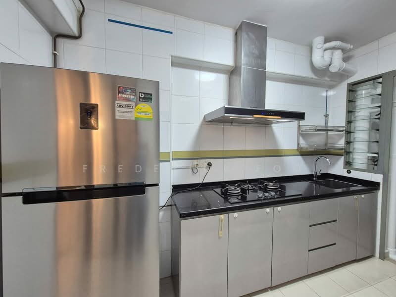 676B Punggol Drive, 676B Punggol Drive, 3 Bedrooms, 1,001 sqft, HDB Flat For Rent, by Frederick Foo, 60033636 - Kitchen - PropertyGuru.com.sg