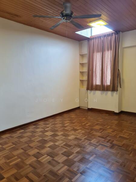 For Rent - Rich East Garden