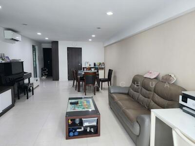 For Sale - 354A Admiralty Drive