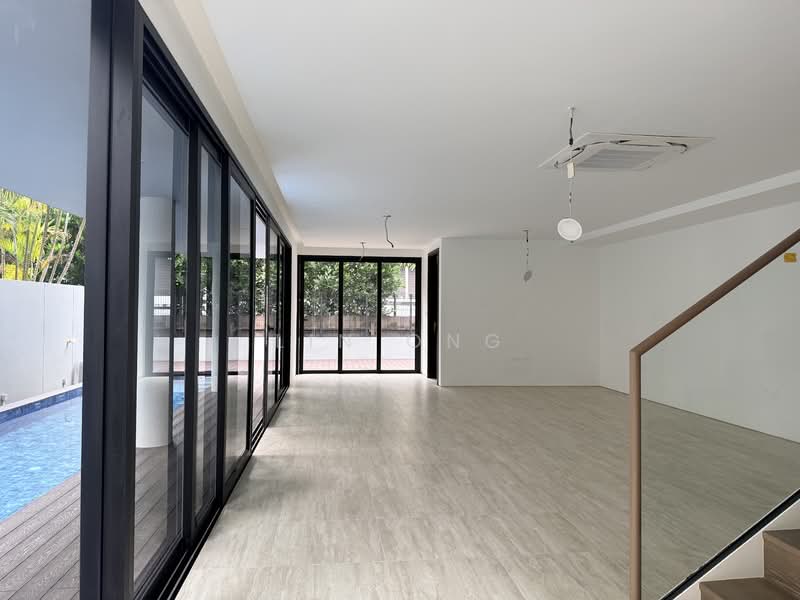 Brand New 2.5 Basement Sty Detached @ Henry Park Pri Sch Mt Sinai Holland Grove Dr, , 6 Bedrooms, 12,110 sqft, Detached House For Sale, by Lin Ong, 60034117 - PropertyGuru.com.sg