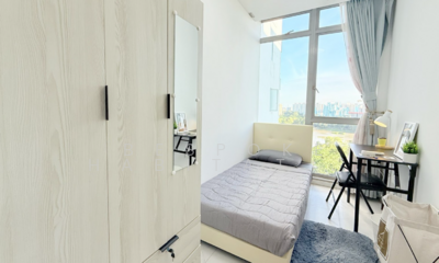 For Rent - The Lakeshore