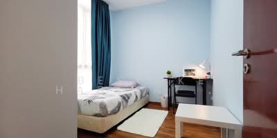 For Rent - The Lakeshore