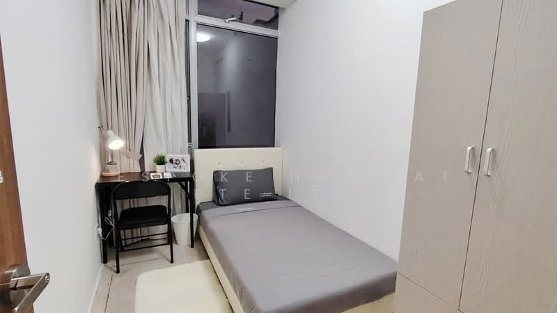 The Lakeshore, 31 Jurong West Street 41, Room Rental, 100 sqft, Condominium For Rent, by Bespoke Habitat Pte Ltd, 60034143 - 17-34 CR2 - PropertyGuru.com.sg