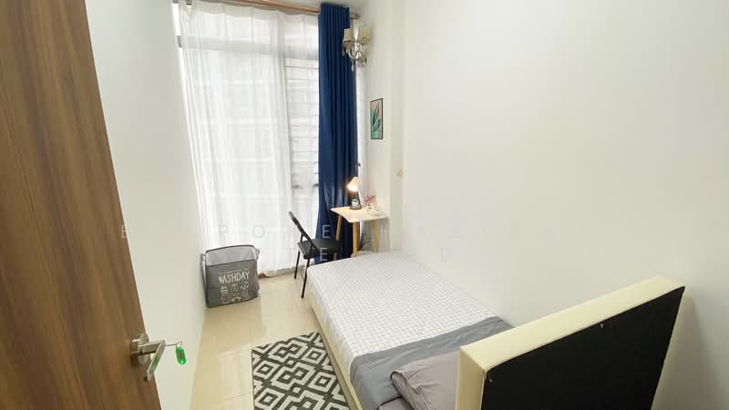 The Lakeshore, 31 Jurong West Street 41, Room Rental, 100 sqft, Condominium For Rent, by Bespoke Habitat Pte Ltd, 60034143 - 11-41 CR1 - PropertyGuru.com.sg