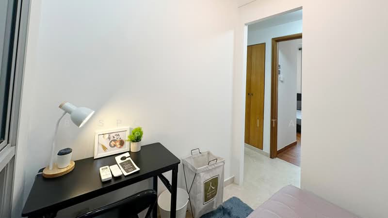 The Lakeshore, 31 Jurong West Street 41, Room Rental, 100 sqft, Condominium For Rent, by Bespoke Habitat Pte Ltd, 60034143 - 07-13 CR7 - PropertyGuru.com.sg