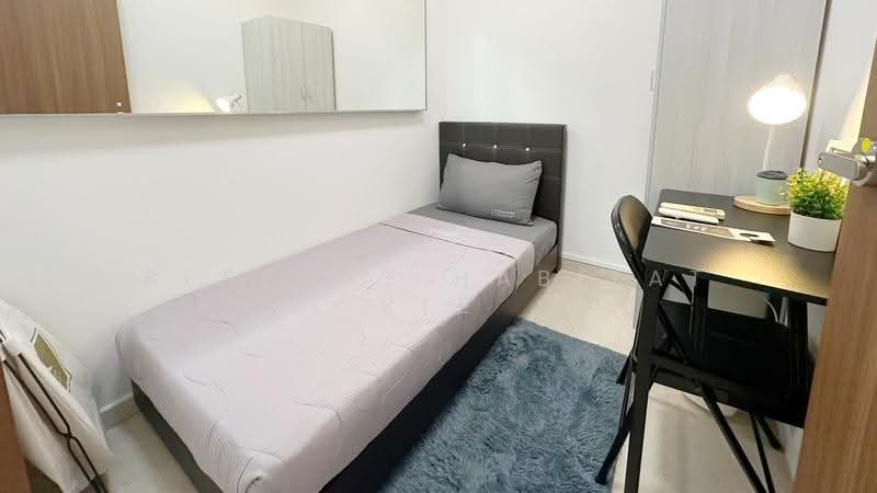The Lakeshore, 31 Jurong West Street 41, Boon Lay / Jurong / Tuas, Room Rental, 100 sqft, Condominium For Rent, by Bespoke Habitat Pte Ltd, 60034143 - 07-13 ECON2 - PropertyGuru.com.sg