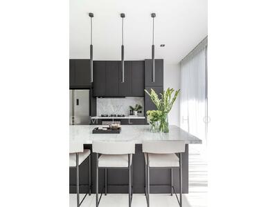 For Sale - Elevated GCB in Charming Estate!