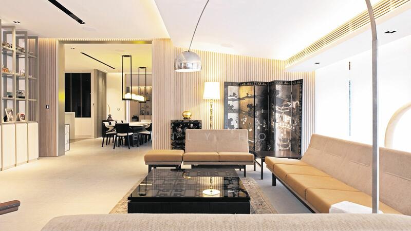 $16XX PSF!!! SUPER WIDE FRONTAGE!!, Central Location, Tanglin / Holland / Bukit Timah, 8 Bedrooms, 5,000 sqft, Good Class Bungalow For Sale, by Emily Ho, 60034224 - PropertyGuru.com.sg