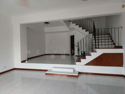 For Rent - Stratton Park