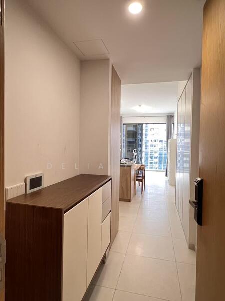 Twin VEW, 91 West Coast Vale, 2 Bedrooms, 710 sqft, Condominium For Rent, by Delia Yang, 60034441 - Corridor - PropertyGuru.com.sg