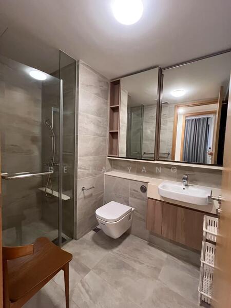 Twin VEW, 91 West Coast Vale, 2 Bedrooms, 710 sqft, Condominium For Rent, by Delia Yang, 60034441 - Bathroom - PropertyGuru.com.sg