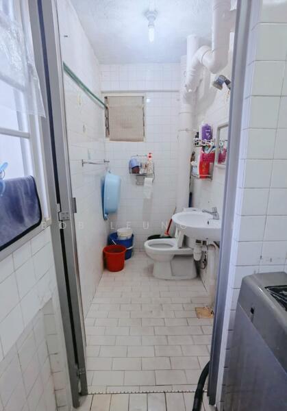 755 Yishun Street 72, 755 Yishun Street 72, Sembawang / Yishun, Room Rental, 100 sqft, HDB Flat For Rent, by Bob Leung KH, 60034562 - Bathroom - PropertyGuru.com.sg