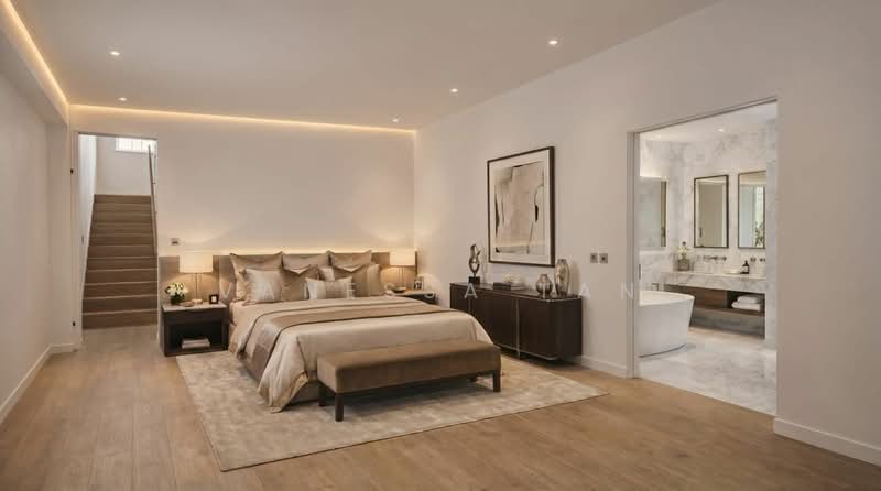 Rare 6,800sf Inter-Terrace in D16 | 5 Beds All Ensuite | 3 Living Areas, Upper East Coast, Simpang Bedok, Tanah Merah MRT, Limau estate, Jalan Tanjong, Jalan Angin Laut, Tanah Merah Kechil Road, Jalan Limau Kasturi, Sea Breeze Avenue, Jalan Limau Nipis, Sea Breeze Road, Jalan Keris, Jalan Buloh Perindu, and Jalan Sayang, Bedok / Upper East Coast, 5 Bedrooms, 6,800 sqft, Terraced House For Sale, by Vanessa Tan, 60034583 - Bedroom - PropertyGuru.com.sg