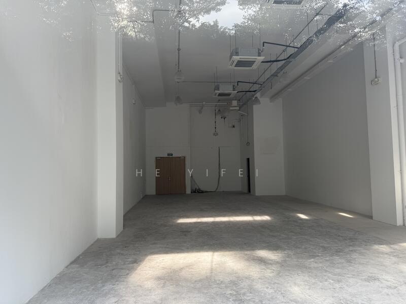 Interlocal Centre, 100G Pasir Panjang Road, Buona Vista / West Coast / Clementi New Town, 1,636 sqft, Light Industrial (B1) For Rent, by He Yifei, 60034678 - CommercialGuru.com.sg