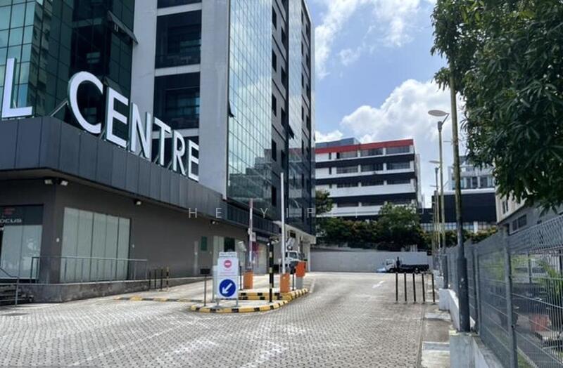Interlocal Centre, 100G Pasir Panjang Road, Buona Vista / West Coast / Clementi New Town, 1,636 sqft, Light Industrial (B1) For Rent, by He Yifei, 60034678 - Exterior - CommercialGuru.com.sg