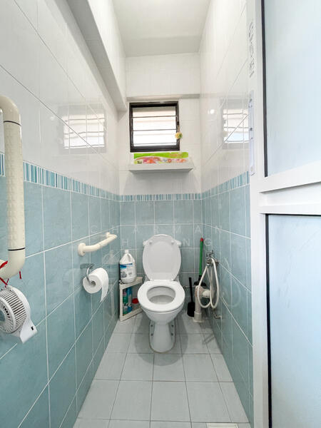 466 Crawford Lane, 466 Crawford Lane, Room Rental, 95 sqft, HDB Flat For Rent, by Charman Chuang, 60034865 - Bathroom - PropertyGuru.com.sg