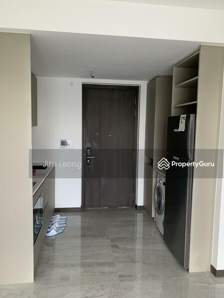 Main door / Kitchen