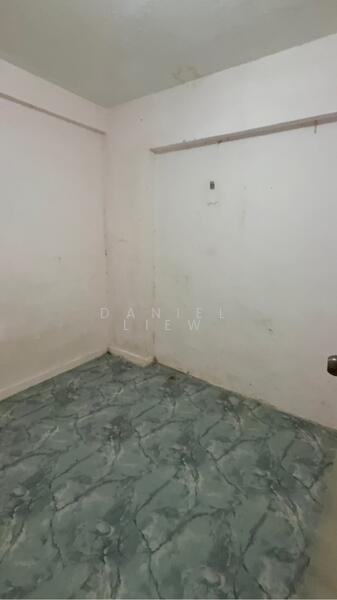 For Sale - 70 Circuit Road