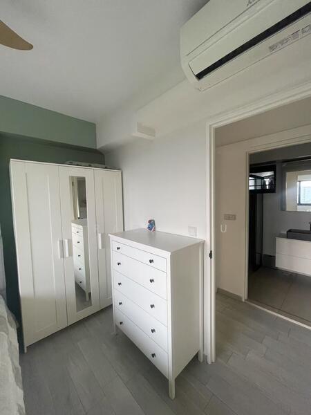 33 Ghim Moh Link, 33 Ghim Moh Link, Tanglin / Holland / Bukit Timah, Room Rental, 200 sqft, HDB Flat For Rent, by Tracy Liu, 60035206 - PropertyGuru.com.sg