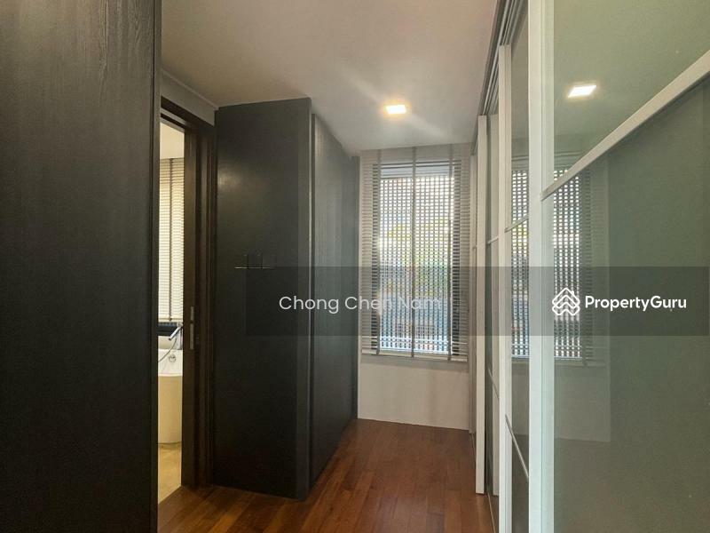For Sale - HILL TOP BUNGALOW @ FRANKEL /SIGLAP BANK
