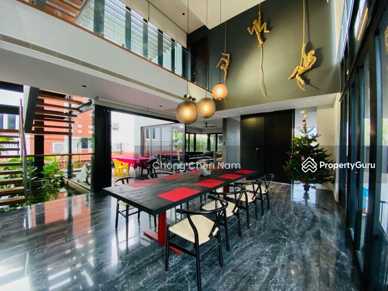 For Sale - HILL TOP BUNGALOW @ FRANKEL /SIGLAP BANK