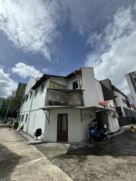 For Sale - Rare Corner Terrace Hse D13 RCR Sennett Estate Cheapest 1357sqft