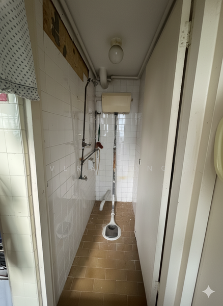 For Sale - Lakeview Estate