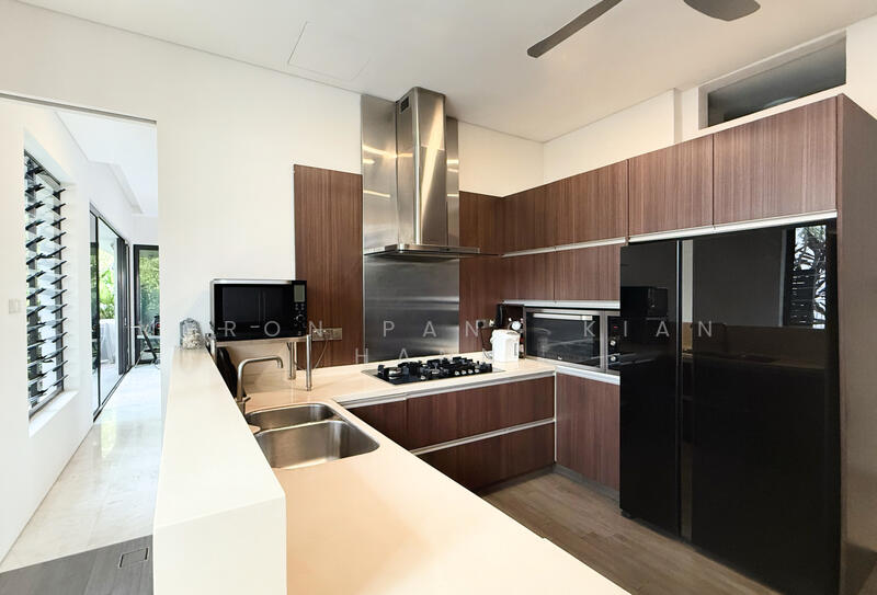 Wet Kitchen