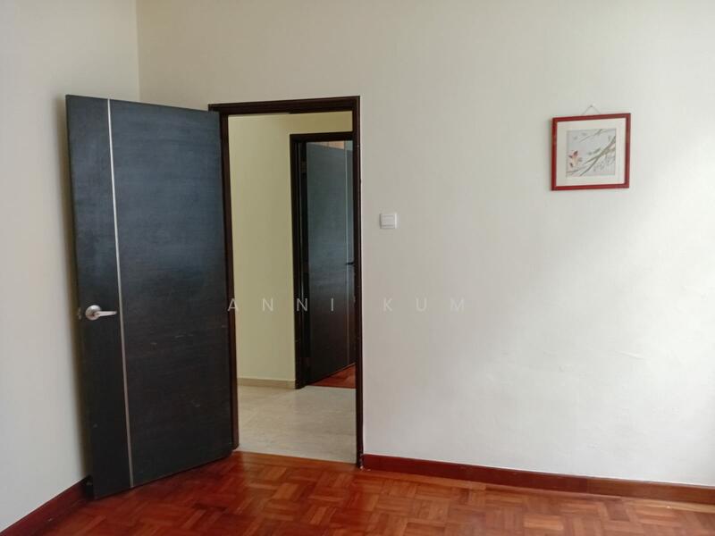 For Sale - The Daffodil