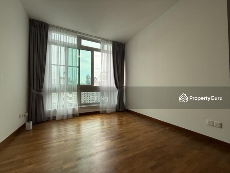 Ready to Move -resale condo at S$3.85Mil