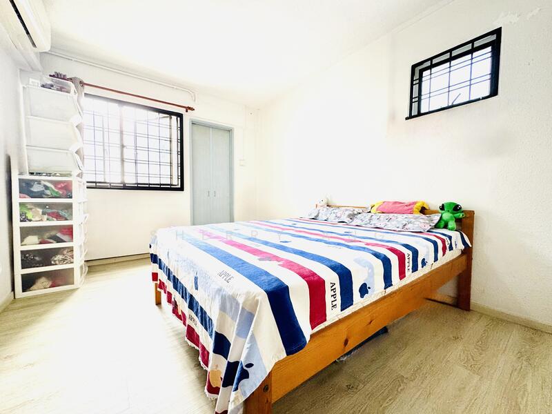 For Sale - 227 Yishun Street 21