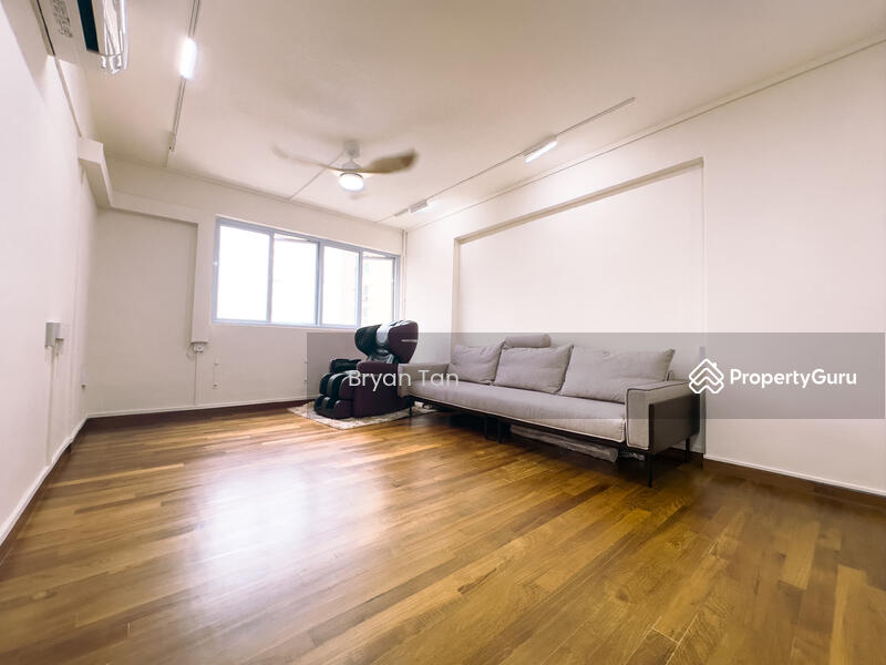 For Sale - 13 Dover Close East