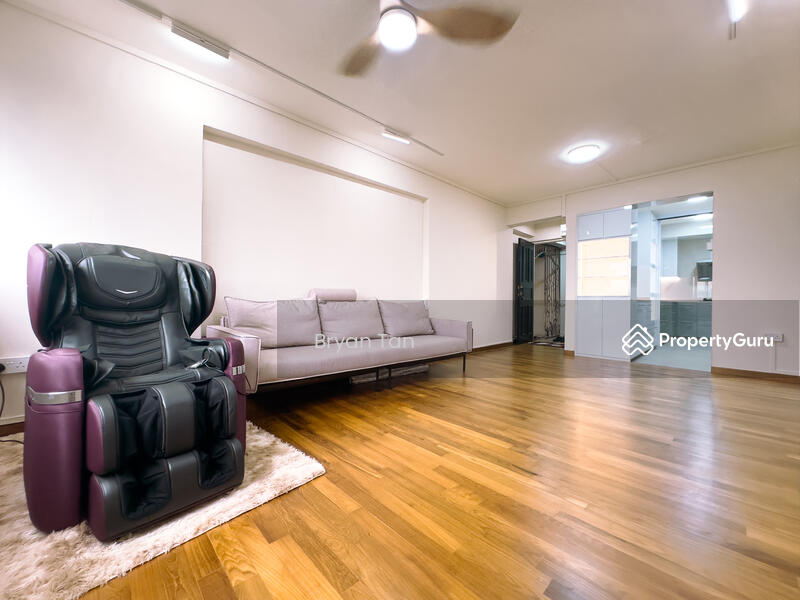 For Sale - 13 Dover Close East