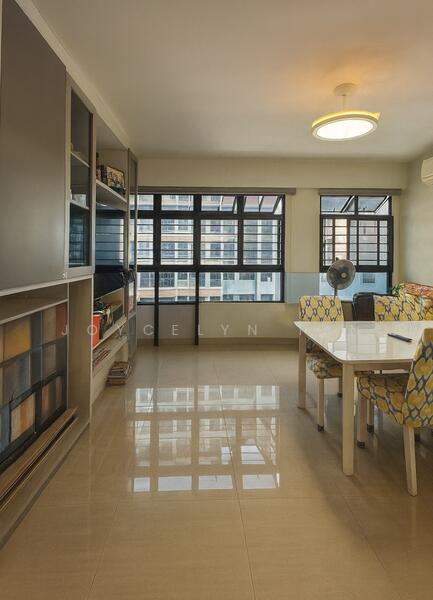 Living/ Dining/ 4th Bedroom 