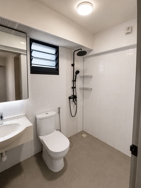 508B Yishun Avenue 4, 508B Yishun Avenue 4, 3 Bedrooms, 1,216 sqft, HDB Flat For Sale, by Joycelyn Tan, 60035877 - Attached Bathroom - PropertyGuru.com.sg