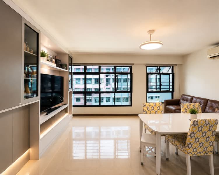 508B Yishun Avenue 4, 508B Yishun Avenue 4, 3 Bedrooms, 1,216 sqft, HDB Flat For Sale, by Joycelyn Tan, 60035877 - Living/ Dining - PropertyGuru.com.sg