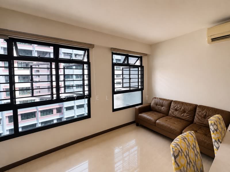 508B Yishun Avenue 4, 508B Yishun Avenue 4, 3 Bedrooms, 1,216 sqft, HDB Flat For Sale, by Joycelyn Tan, 60035877 - Living Room - PropertyGuru.com.sg