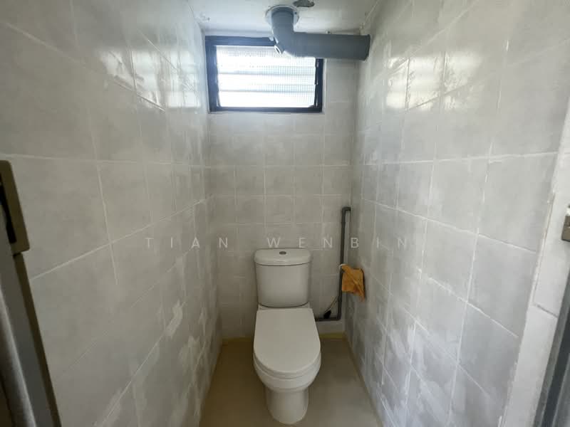 171 Stirling Road, 171 Stirling Road, 2 Bedrooms, 750 sqft, HDB Flat For Rent, by Tian Wenbin, 60036004 - Bathroom - PropertyGuru.com.sg