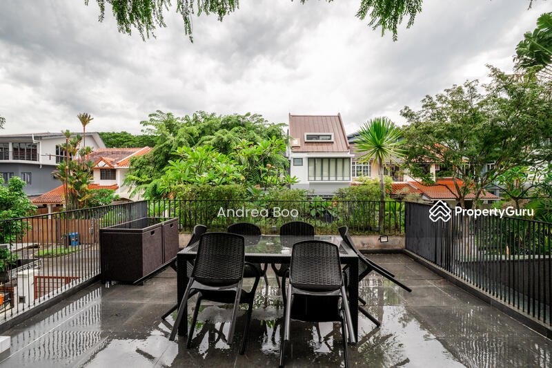 For Sale - Almost New! Resort Like Move In