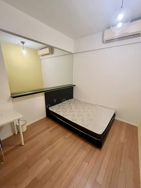 Newton Suites, 60 Newton Road, Room Rental, 100 sqft, Apartment For Rent, by Kingston, 60036238 - Bedroom - PropertyGuru.com.sg