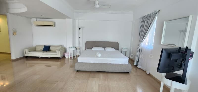 Pandan Valley, 1 Pandan Valley, Room Rental, 190 sqft, Condominium For Rent, by Jonathan Tong, 60036253 - Studio  - PropertyGuru.com.sg