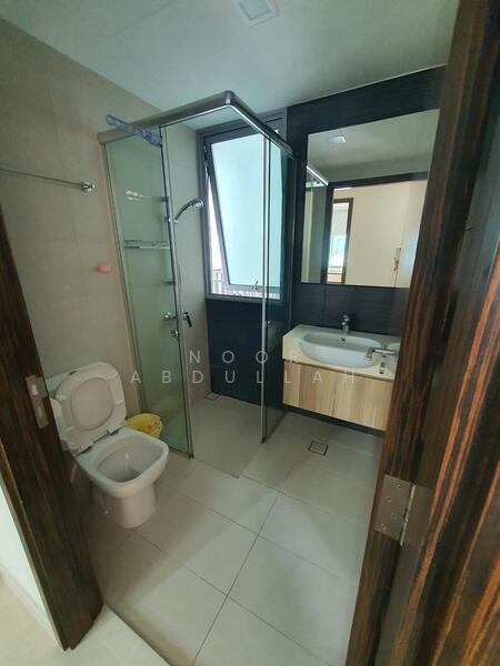 Natura @ Hillview, 18 Hillview Terrace, 2 Bedrooms, 635 sqft, Condominium For Rent, by Noor Abdullah, 60036280 - Bathroom - PropertyGuru.com.sg