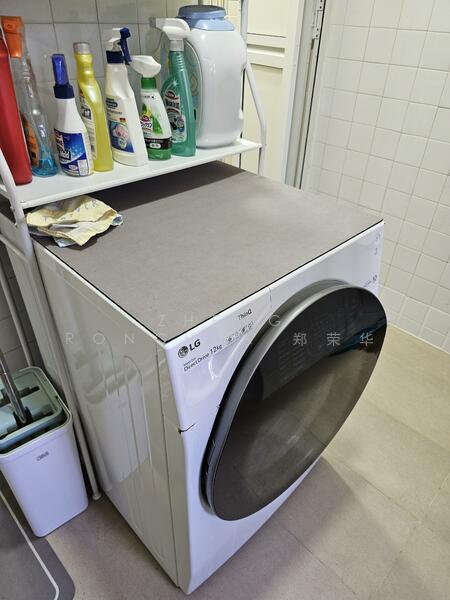 401 Pandan Gardens, 401 Pandan Gardens, Room Rental, 120 sqft, HDB Flat For Rent, by Zheng Ronghua 郑荣华, 60036470 - Others - PropertyGuru.com.sg