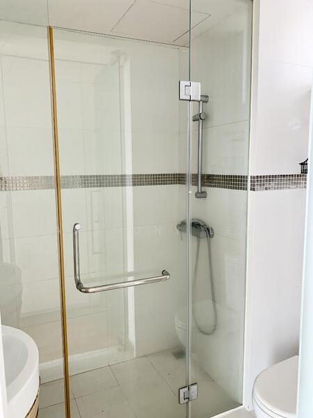 One-North Residences, 7 One-North Gateway, 1 Bedroom, 592 sqft, Apartment For Rent, by Anthony Lee, 60036472 - Bathroom - PropertyGuru.com.sg