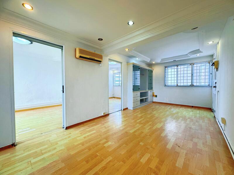 8 Holland Avenue HDB Flat For Sale at S$ 480,000 | PropertyGuru Singapore